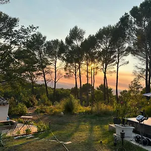  Hébergement de vacances Domaine D'oumaï