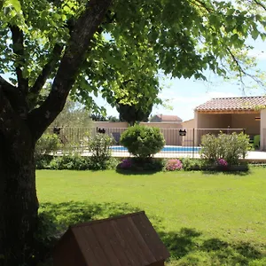  Hébergement de vacances Mas La Gentille ,,, A La Campagne , Beautiful Outdoor , Swimming Pool , Pool House , Garden , Bbq ,,, Only For , Pour Passer Un Sejour Inoubliable